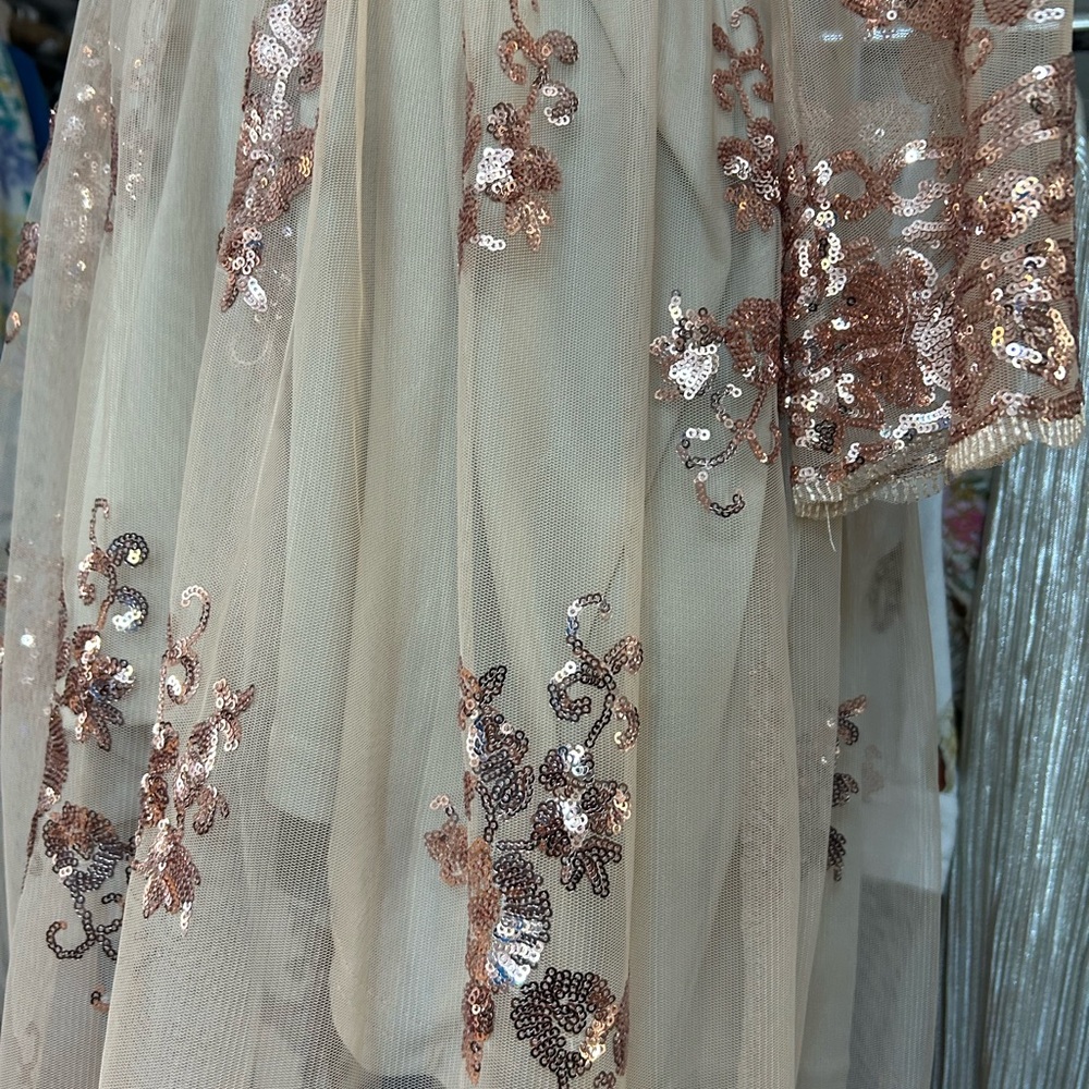 Chic Sequin Embellished Long Sleeve Dress - Picture 15 of 16